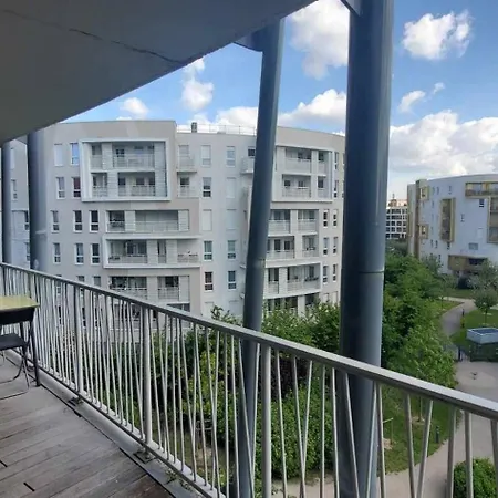 Apartament 2 Steps From Paris Via Metro Or Train Station Issy-les-Moulineaux