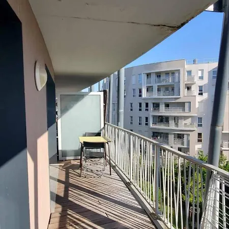 2 Steps From Paris Via Metro Or Train Station * Issy-les-Moulineaux